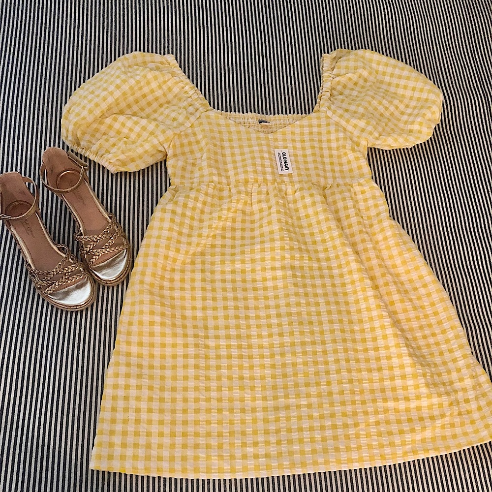 Brand New Women’s Fit & Flare Puff Sleeve Dress